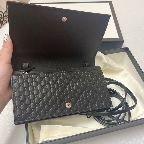 Sell my Gucci woc bought for 6months and haven’t used it - Picture 6 of 6